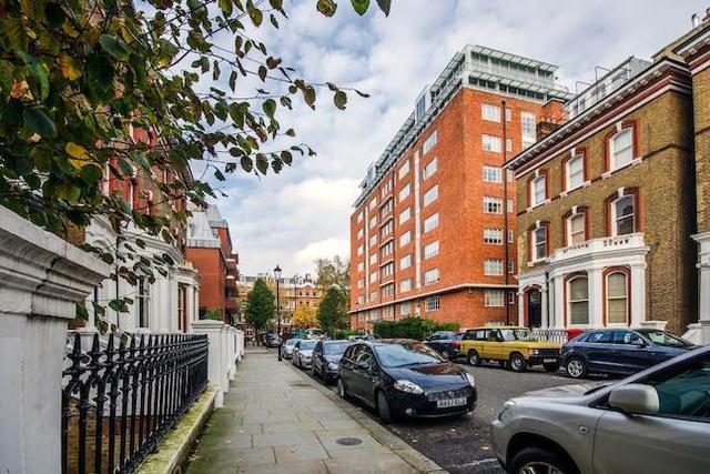  Image of Studio flat to rent in Old Brompton Road London SW7 at Old Brompton Road, London SW7