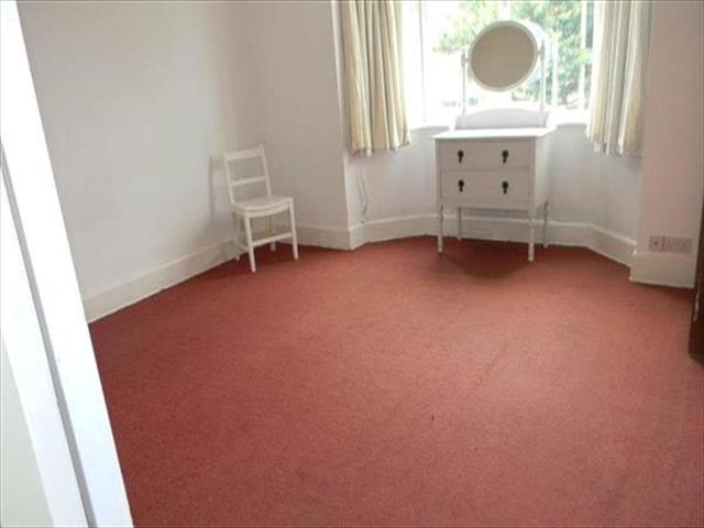  Image of 6 bedroom Property to rent in Leamington Road Winton Bournemouth BH9 at Leamington Road, Winton, Bournemouth BH9