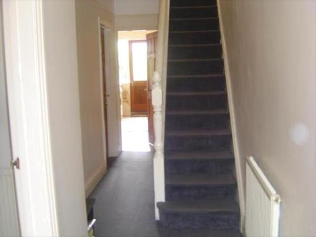  Image of 6 bedroom Property to rent in Osborne Road Winton Bournemouth BH9 at Osborne Road, Winton, Bournemouth BH9