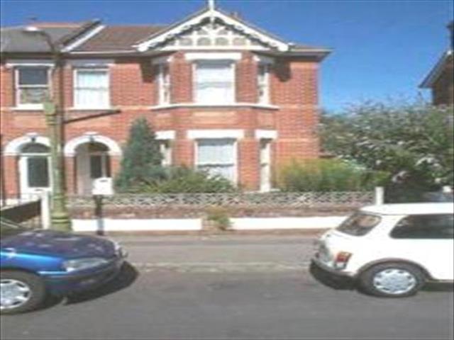  Image of 6 bedroom Property to rent in Fortescue Road Winton Bournemouth BH3 at Fortescue Road, Winton, Bournemouth BH3