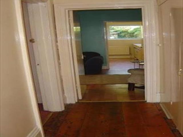  Image of 6 bedroom Property to rent in Sedgley Road Winton Bournemouth BH9 at Sedgley Road, Winton, Bournemouth BH9