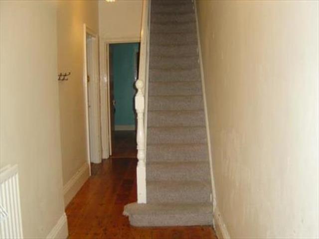  Image of 6 bedroom Property to rent in Sedgley Road Winton Bournemouth BH9 at Sedgley Road, Winton, Bournemouth BH9