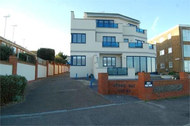  Image of 2 bedroom Flat for sale in Stone Bay Court Eastern Esplanade Broadstairs CT10 at Stone Bay Court, Eastern Esplanade, Broadstairs, Kent CT10