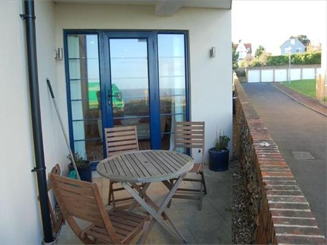  Image of 2 bedroom Flat for sale in Stone Bay Court Eastern Esplanade Broadstairs CT10 at Stone Bay Court, Eastern Esplanade, Broadstairs, Kent CT10