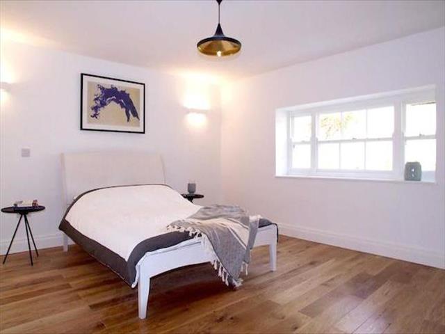 Image of 3 bedroom Flat for sale in West Grove London SE10 at West Grove, London SE10