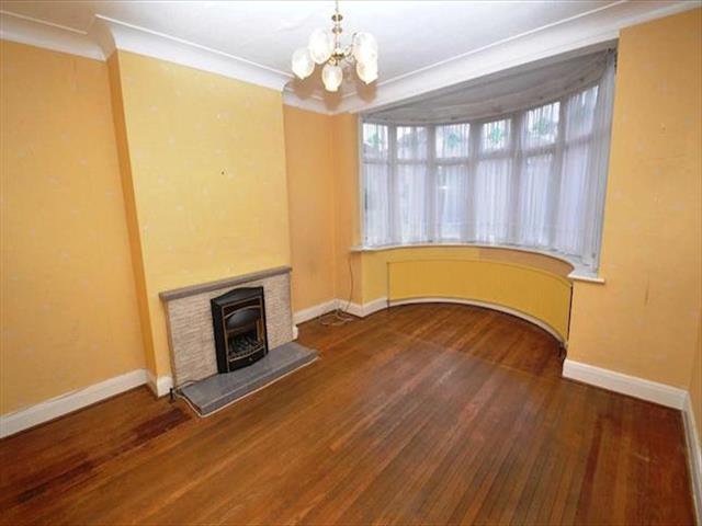  Image of 3 bedroom Semi-Detached house to rent in Mighell Avenue Ilford IG4 at Mighell Avenue, Redbridge, Essex IG4