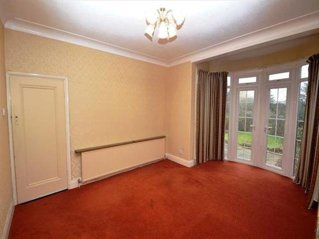  Image of 3 bedroom Semi-Detached house to rent in Mighell Avenue Ilford IG4 at Mighell Avenue, Redbridge, Essex IG4