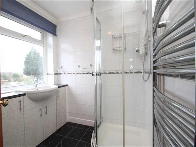 Image of 4 bedroom Property to rent in Hayfield Road Orpington BR5 at Hayfield Road, Orpington, Kent BR5