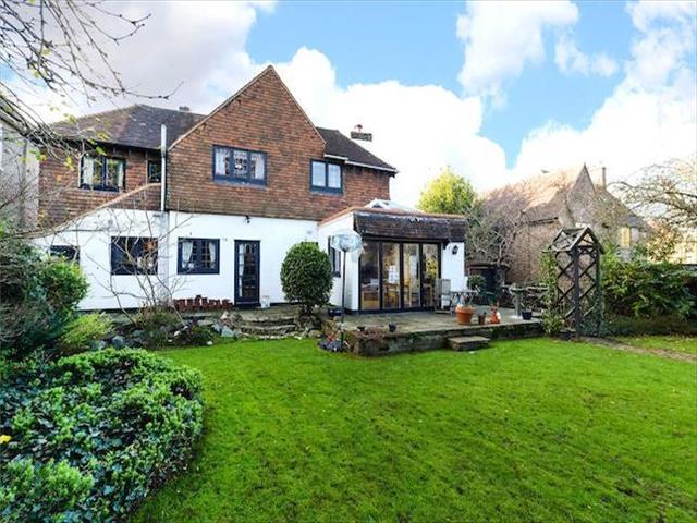  Image of 5 bedroom Detached house for sale in Cheyne Walk Croydon CR0 at Cheyne Walk, Croydon CR0