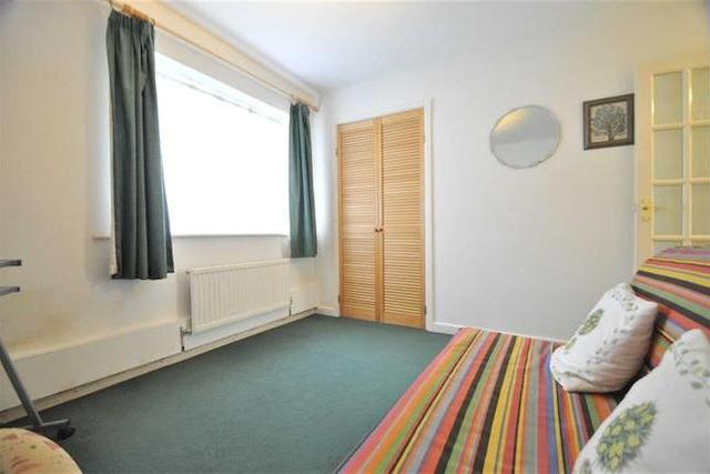  Image of 2 bedroom Flat for sale in Lubbock Road Chislehurst BR7 at Lubbock Road, Chislehurst BR7