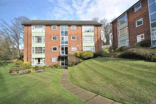  Image of 2 bedroom Flat for sale in Lubbock Road Chislehurst BR7 at Lubbock Road, Chislehurst BR7