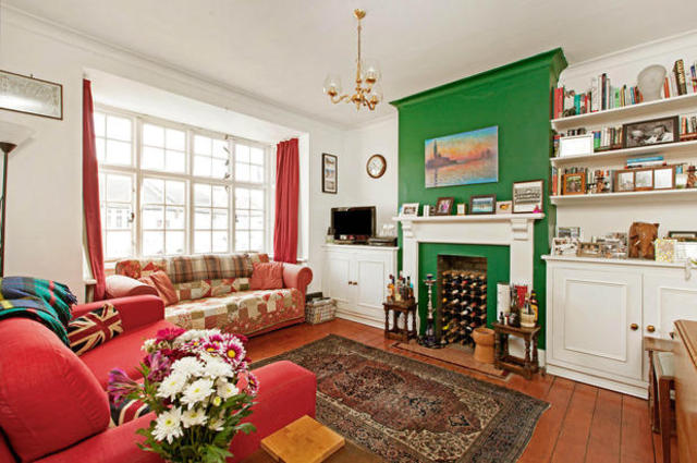  Image of 2 bedroom Flat for sale in Edgeley Road London SW4 at Edgeley Road, London SW4