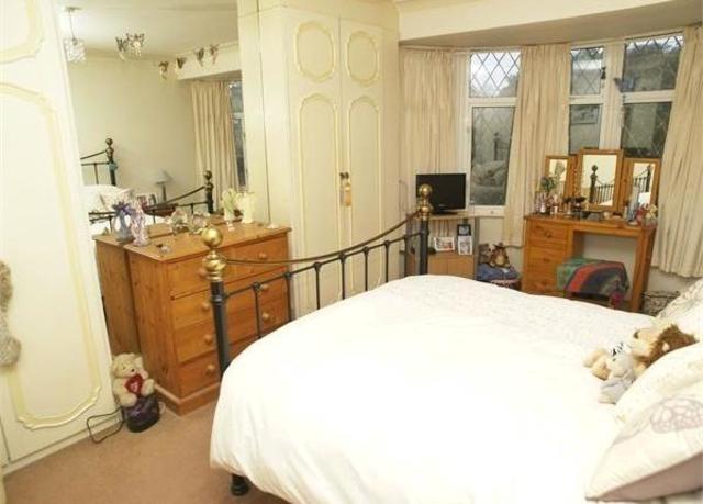  Image of 3 bedroom Semi-Detached house for sale in Fir Tree Road Epsom KT17 at Fir Tree Road, Epsom KT17