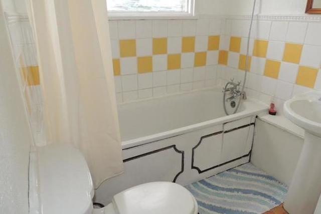  Image of 4 bedroom Property for sale in Morland Road Addiscombe Croydon CR0 at Morland Road, Addiscombe, Croydon CR0