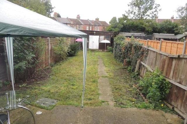  Image of 4 bedroom Property for sale in Morland Road Addiscombe Croydon CR0 at Morland Road, Addiscombe, Croydon CR0
