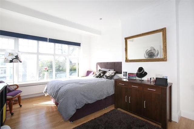  Image of 5 bedroom Semi-Detached house for sale in Orchard Avenue Croydon CR0 at Orchard Avenue, Croydon CR0