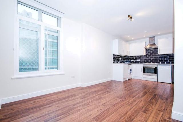  Image of Studio flat to rent in Euston Road London NW1 at Euston Road, London NW1