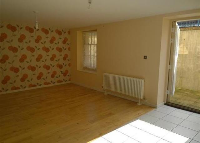  Image of 1 bedroom Flat to rent in The Royal Seabathing Canterbury Road Margate CT9 at Alexandra Court, The Royal Seabathing, Canterbury Road, Margate CT9