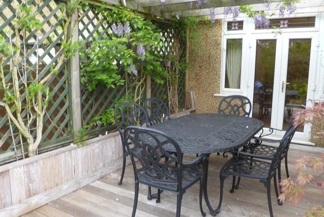  Image of 4 bedroom Semi-Detached house to rent in Bennetts Avenue Croydon CR0 at Bennetts Avenue, Croydon CR0