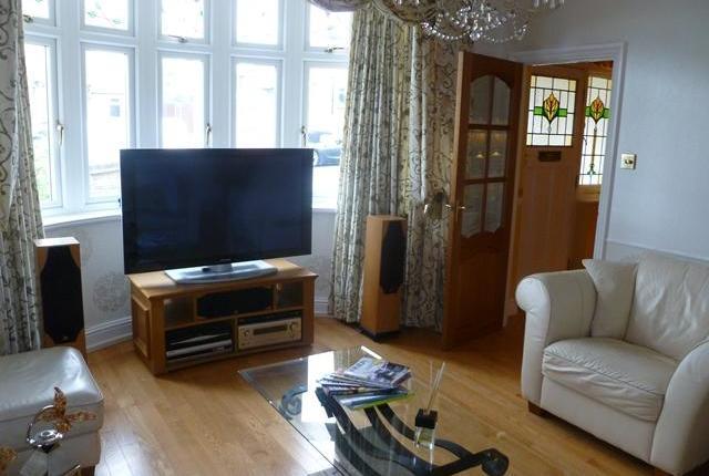  Image of 4 bedroom Semi-Detached house to rent in Bennetts Avenue Croydon CR0 at Bennetts Avenue, Croydon CR0