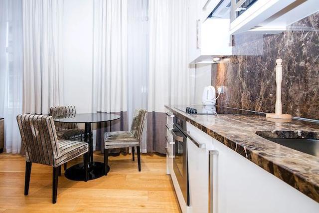  Image of 2 bedroom Flat to rent in Nottingham Place London W1U at Cedar House, Regents Park, London W1U