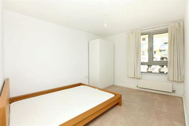  Image of 2 bedroom Flat to rent in Carronade Court Eden Grove London N7 at Eden Grove, London N7