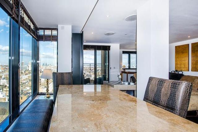  Image of 2 bedroom Flat to rent in Cromwell Road London SW7 at Cromwell Road, South Kensington SW7