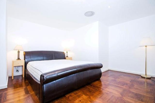  Image of 2 bedroom Flat to rent in Cromwell Road London SW7 at Cromwell Road, South Kensington SW7