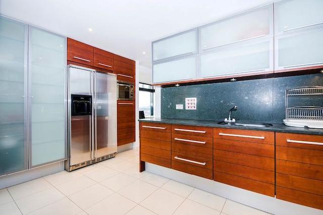  Image of 2 bedroom Flat to rent in Cromwell Road London SW7 at Cromwell Road, South Kensington SW7
