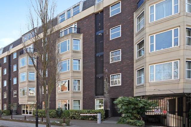  Image of 3 bedroom Flat to rent in Marlborough Place London NW8 at Marlborough Place, St John