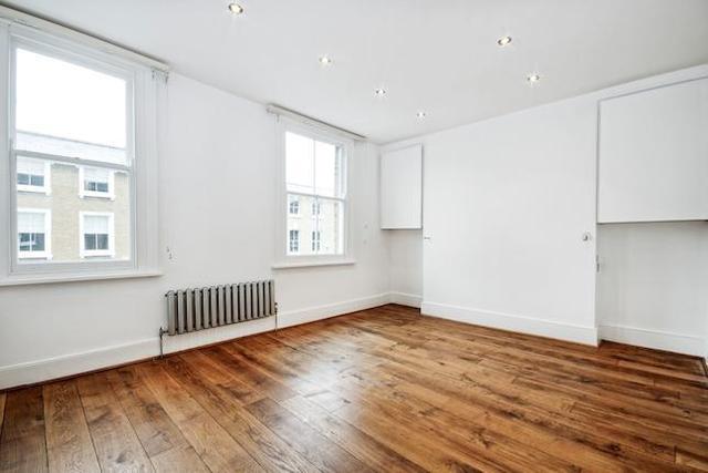  Image of 3 bedroom Semi-Detached house to rent in Grosvenor Road Richmond TW10 at Grosvenor Road, Richmond TW10