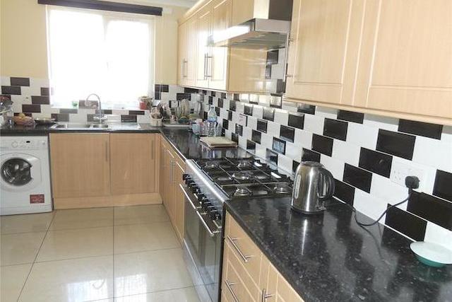  Image of 4 bedroom End of Terrace for sale in Sharland Close Thornton Heath CR7 at Sharland Close, Thornton Heath CR7