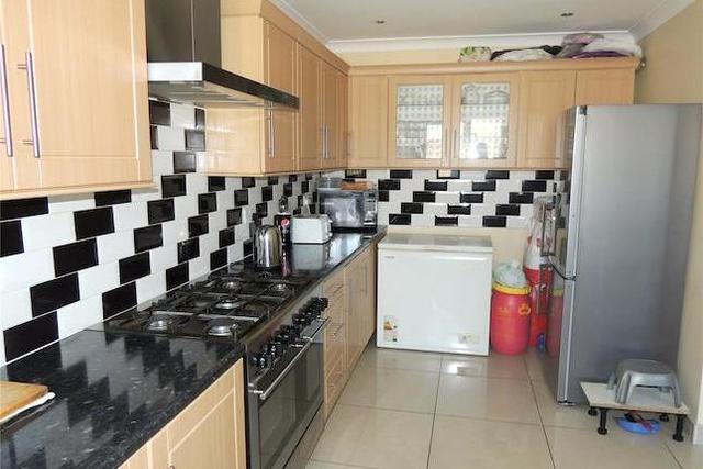  Image of 4 bedroom End of Terrace for sale in Sharland Close Thornton Heath CR7 at Sharland Close, Thornton Heath CR7