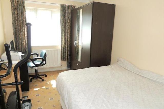  Image of 4 bedroom End of Terrace for sale in Sharland Close Thornton Heath CR7 at Sharland Close, Thornton Heath CR7