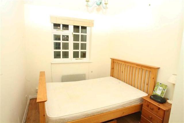  Image of 1 bedroom Flat to rent in Hanson Close Beckenham BR3 at Hanson Close, Beckenham, Kent BR3