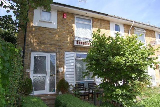  Image of 2 bedroom End of Terrace for sale in Stone Gardens Broadstairs CT10 at Stone Gardens, Broadstairs, Kent CT10