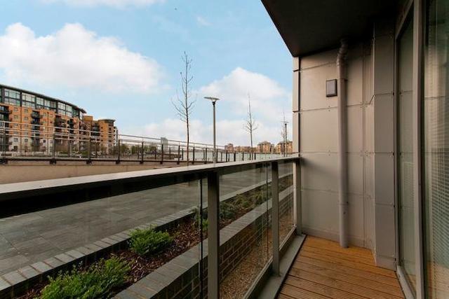  Image of 2 bedroom Flat to rent in Dowells Street London SE10 at Dowells Street, Greenwich SE10