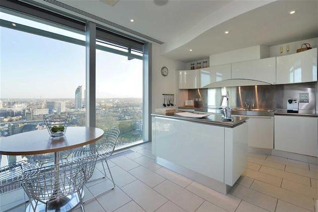  Image of 3 bedroom Flat to rent in Westminster Bridge Road London SE1 at The Perspective Building, South Bank, London SE1