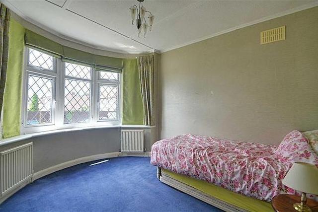  Image of 3 bedroom Semi-Detached Bungalow for sale in Oxhawth Crescent Bromley BR2 at Oxhawth Crescent, Bromley BR2