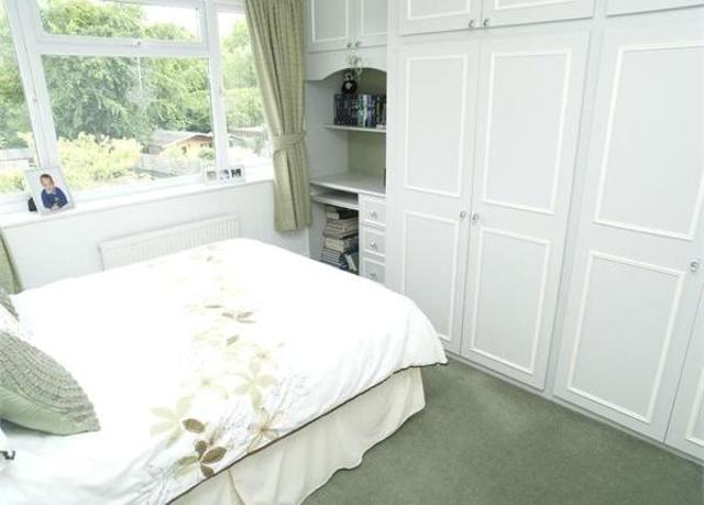  Image of 3 bedroom Semi-Detached house for sale in Commonfield Road Banstead SM7 at Commonfield Road, Banstead SM7