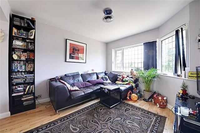  Image of 3 bedroom Semi-Detached house for sale in Engel Park London NW7 at Engel Park, Mill Hill, London NW7