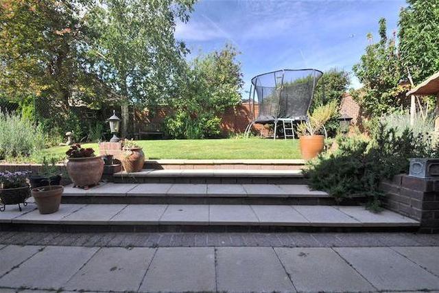  Image of 4 bedroom Detached house for sale in Beechwood Rise Chislehurst BR7 at Beechwood Rise, Chislehurst BR7