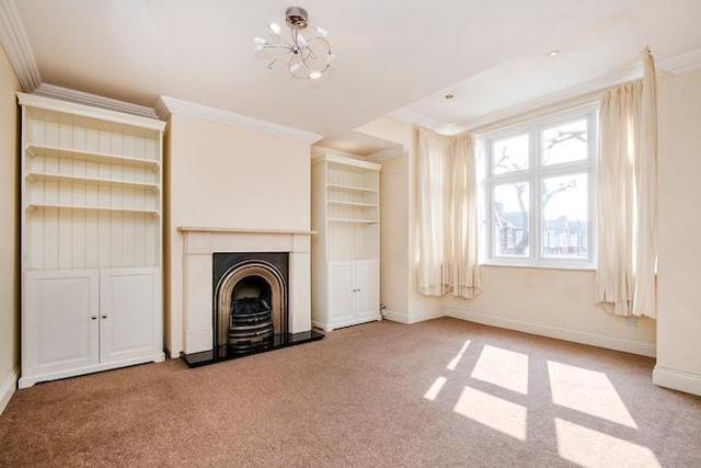  Image of 4 bedroom Flat to rent in Merton Avenue London W4 at Merton Avenue, Chiswick, London W4