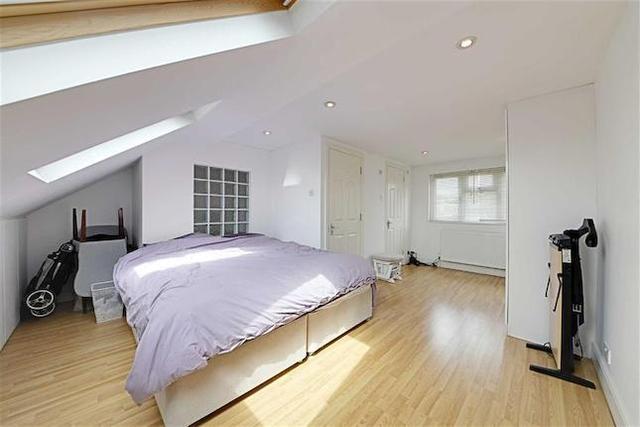  Image of 4 bedroom Terraced house for sale in Babington Road London NW4 at Babington Road, Hendon, London NW4
