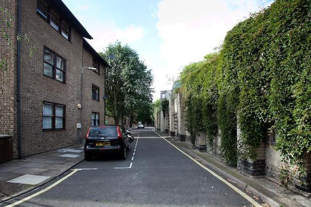  Image of Studio flat to rent in Spencer Mews London W6 at Spencer Mews, London W6