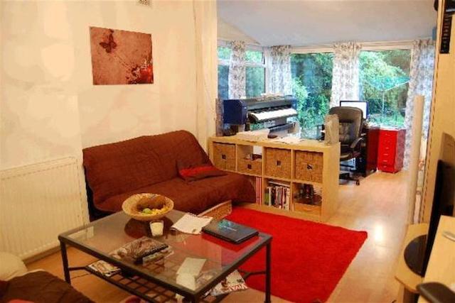  Image of 2 bedroom Flat to rent in Cavendish Avenue London N3 at Cavendish Avenue, Finchley, London N3