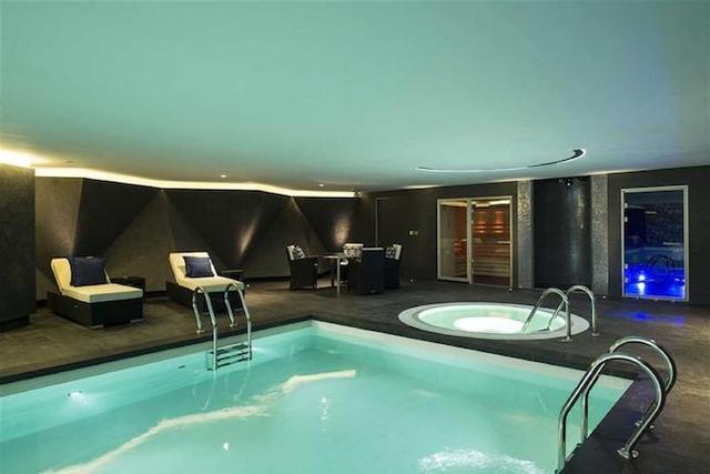  Image of 2 bedroom Property for sale in Kirtling Street London SW8 at 4 Riverlight Quay, Nine Elms, London SW8