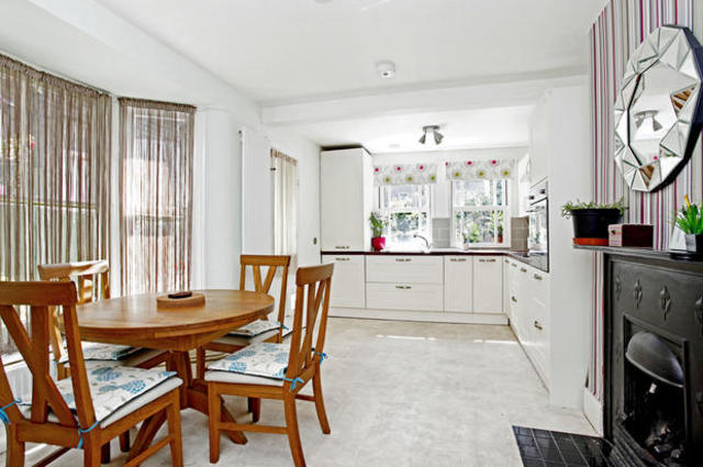  Image of 3 bedroom Terraced house for sale in St. Georges Road London E10 at St. Georges Road, London E10