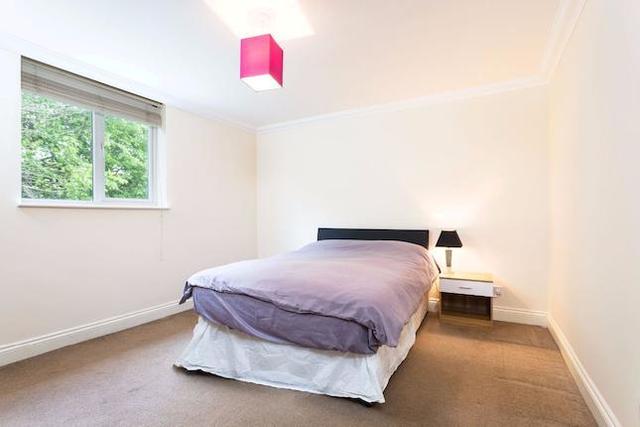  Image of 4 bedroom Flat to rent in Merton Avenue London W4 at Merton Avenue, Chiswick, London W4