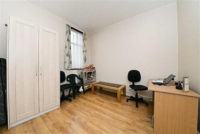  Image of 3 bedroom Terraced house for sale in Elmfield Road London N2 at Elmfield Road, East Finchley, London N2